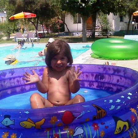 Mursel Garden Privatunterkunft Kusadası