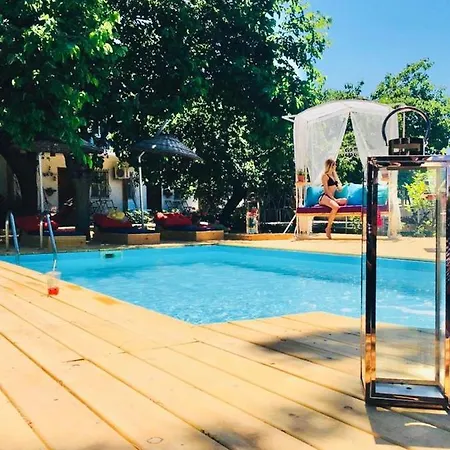 Mursel Garden Habitación en casa particular Kusadasi